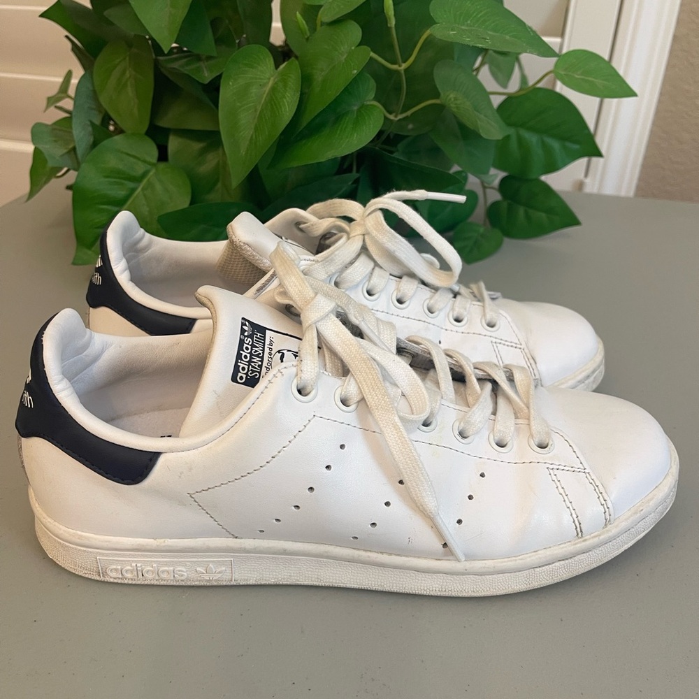 Adidas Original Classic White and Navy Sneakers